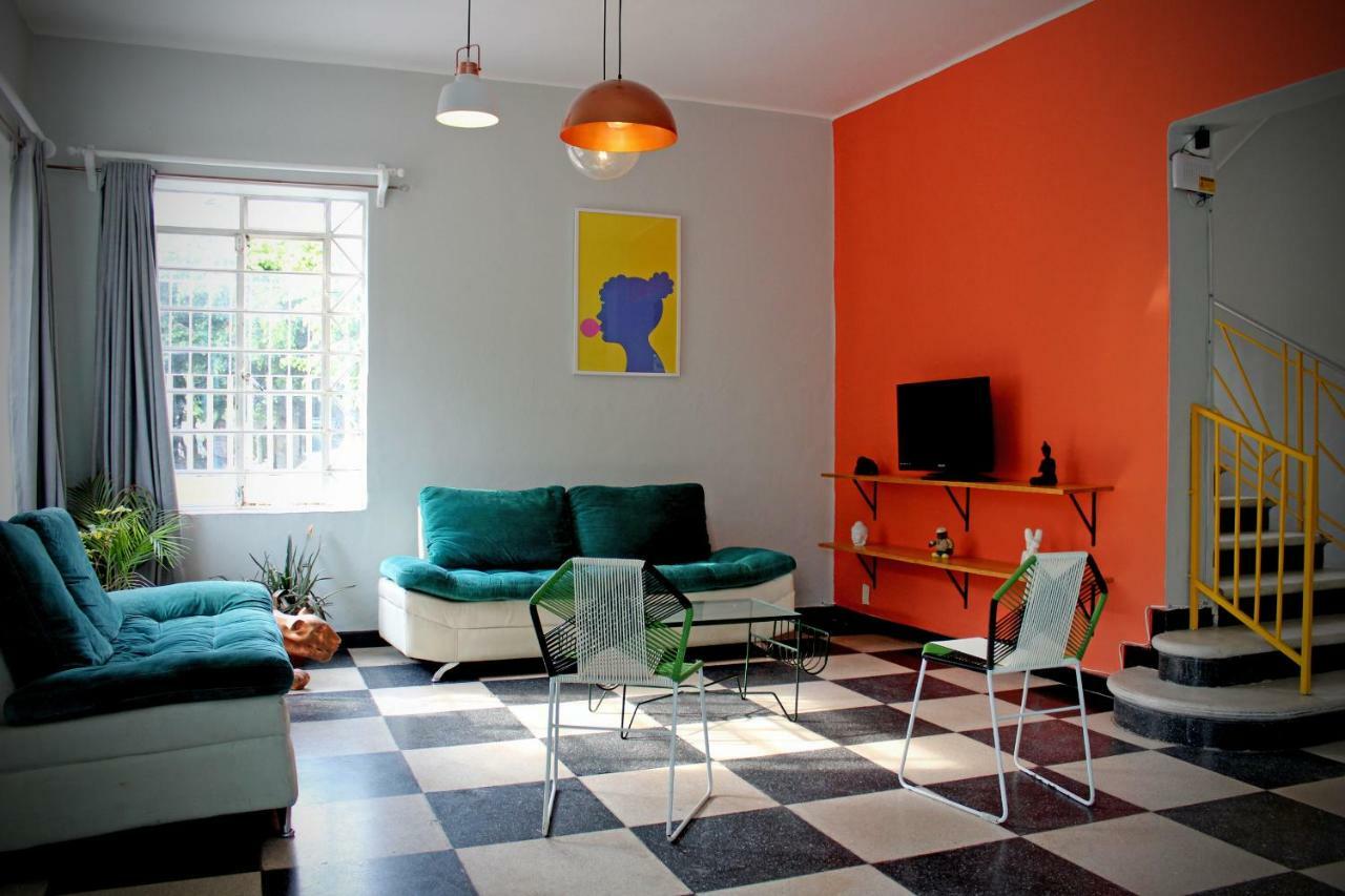Hostal Americana Guadalajara Esterno foto