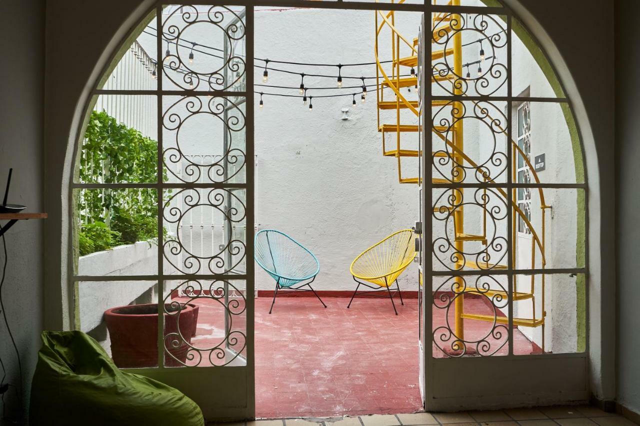 Hostal Americana Guadalajara Esterno foto