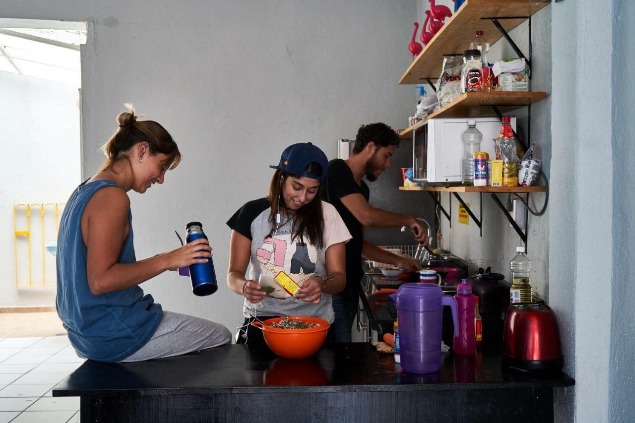 Hostal Americana Guadalajara Esterno foto