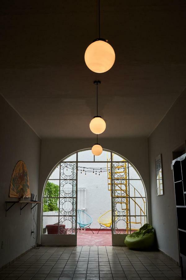 Hostal Americana Guadalajara Esterno foto