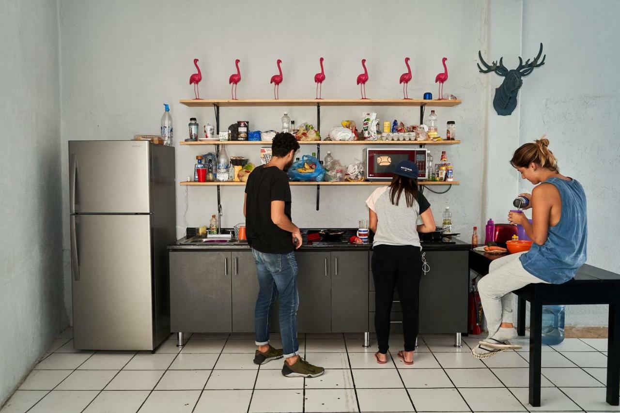 Hostal Americana Guadalajara Esterno foto