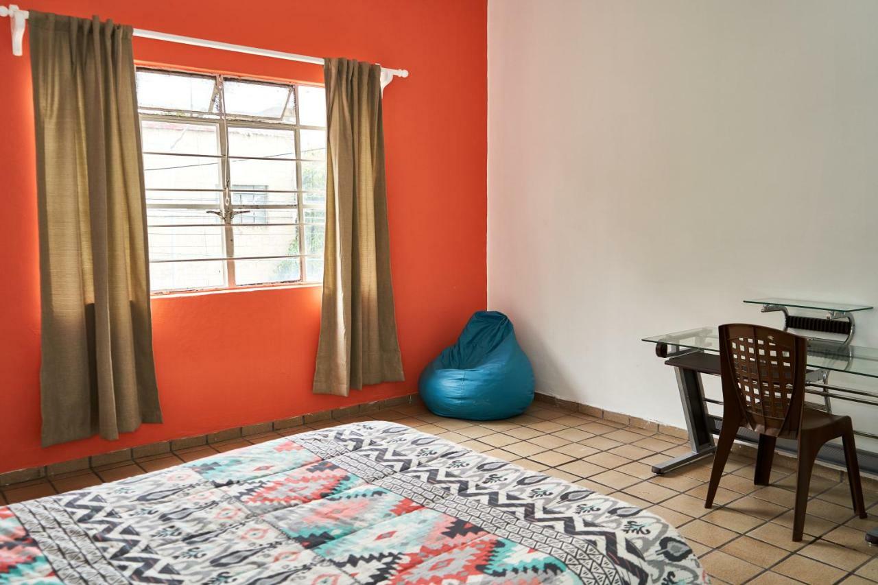 Hostal Americana Guadalajara Esterno foto