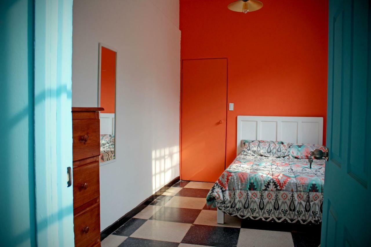 Hostal Americana Guadalajara Esterno foto